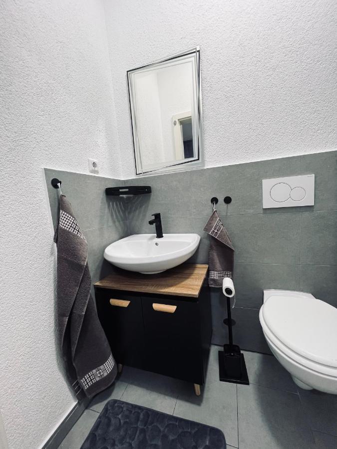 Traumhaftes 1-Zi Apartment Mit Gartennutzung Naehe Krefeld Hbf 外观 照片